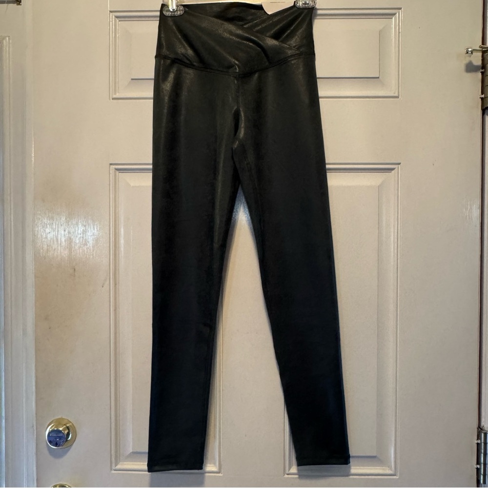 NWT Aerie Metallic Green Offline Crossover Leggings - Picture 3 of 6